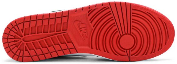 Giày Nike Air Jordan 1 Mid 'Chicago' 554724 173