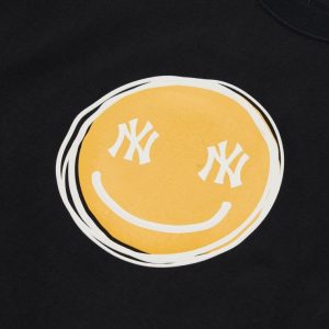 Áo MLB Smile Short Sleeve T-shirt New York Yankees 3ATSL9023-50BKS