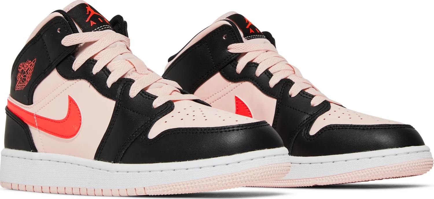 Giày Nike Air Jordan 1 Mid Gs 'Black Pink Crimson' 554725-604