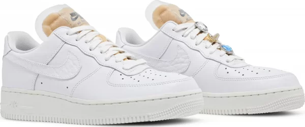 Giày Nike Wmns Air Force 1 Low '07 LX 'Bling' CZ8101-100
