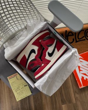 Giày Nike Air Jordan 1 Retro High OG ‘Chicago Lost & Found’