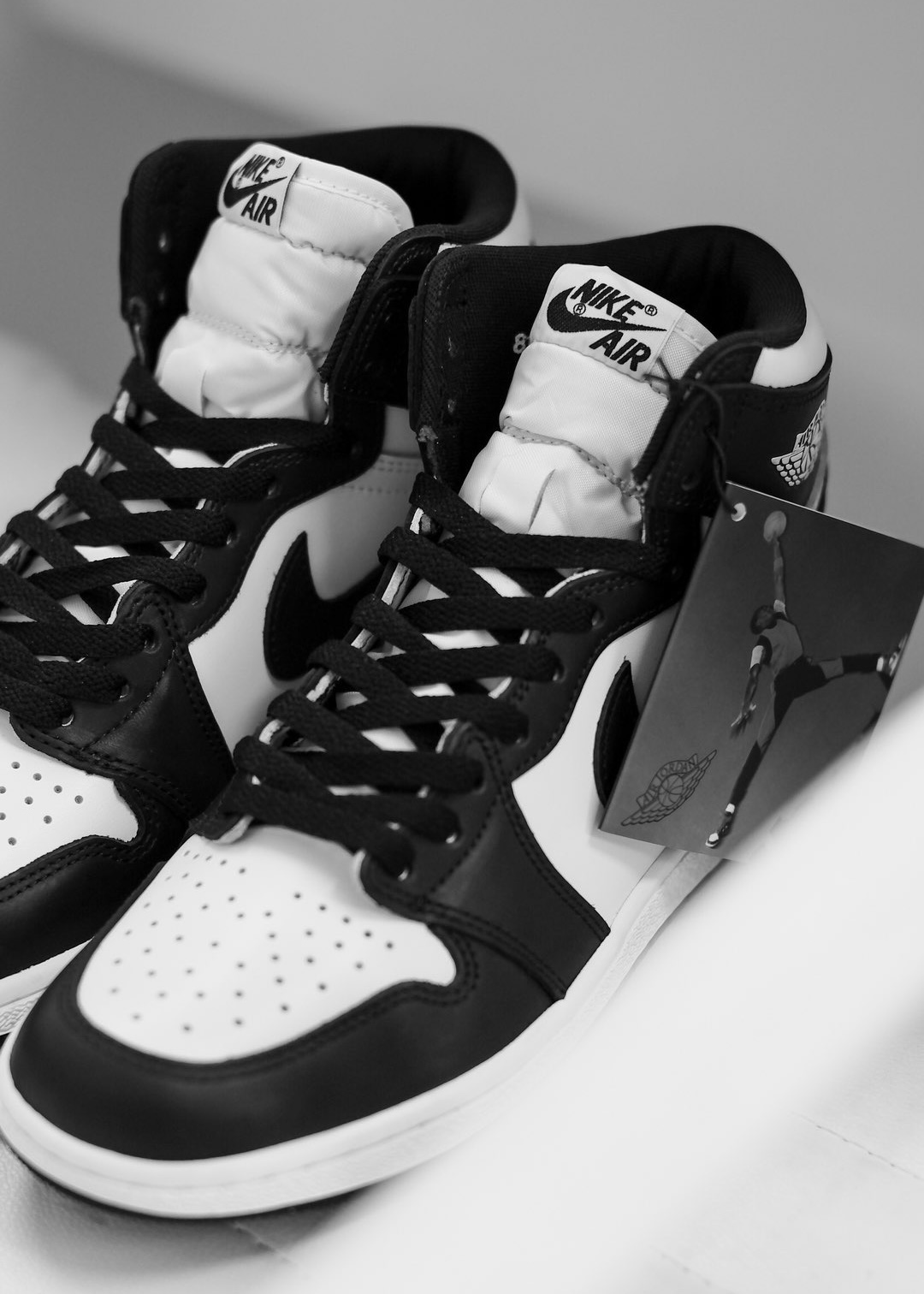 Giày Nike Air Jordan 1 Retro High ’85 OG ‘Black White’ BQ4422-001