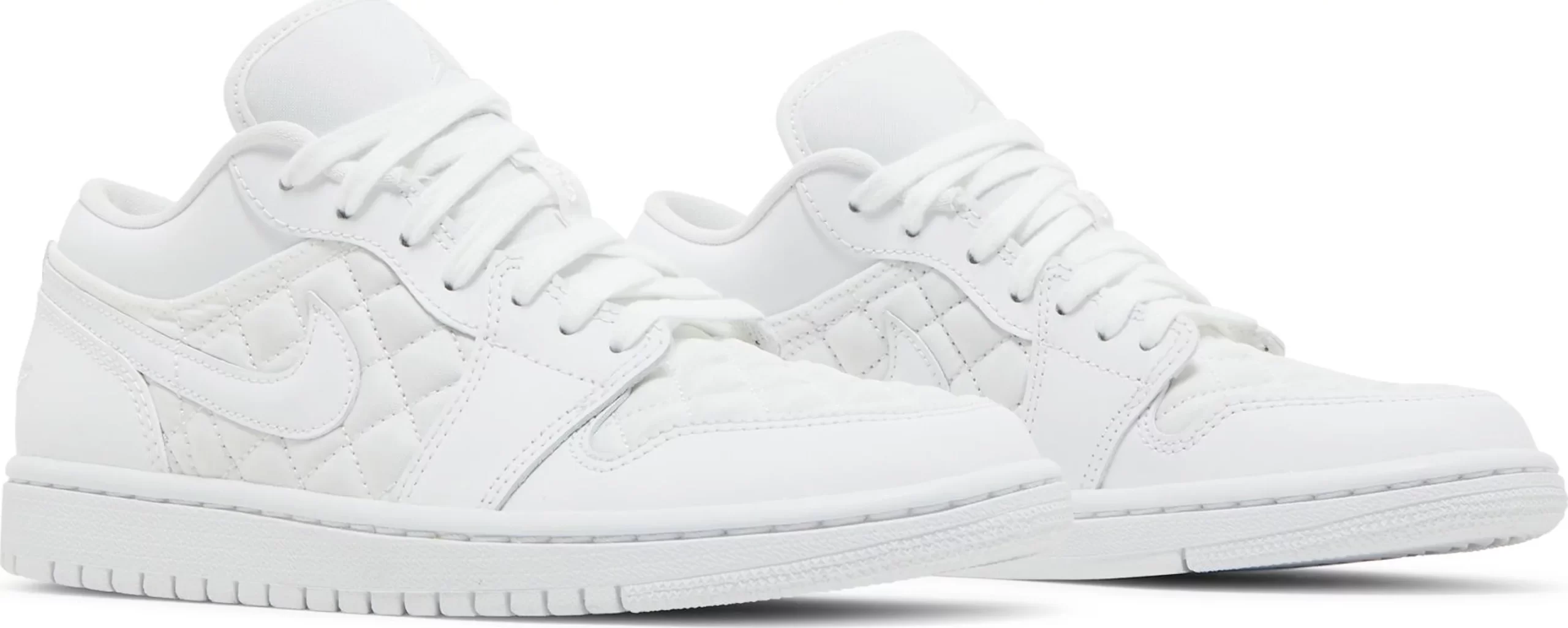Giày Nike Wmns Air Jordan 1 Low 'Triple White Quilted' DB6480-100